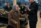 “I want to buy this car,” the old lady said, and the salesman smirked and threw her out of the showroom, saying she smelled of poverty: what happened next sh0cked the entire store.